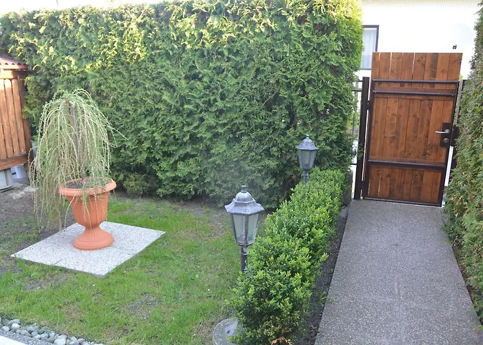 Privat Alexandra 아파트 *